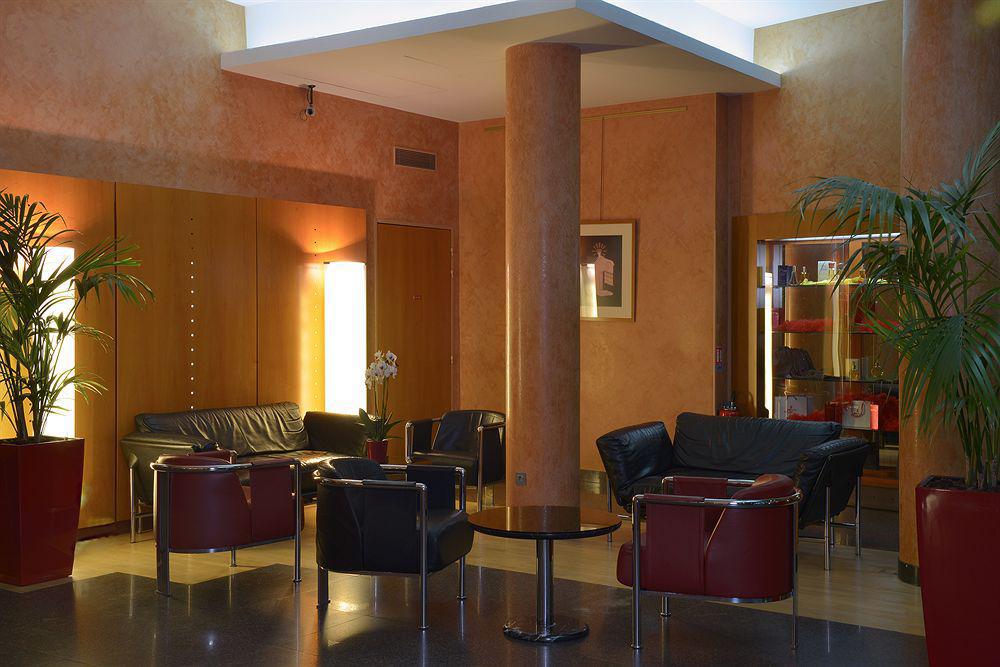 Hotel Opera Cadet Париж Екстериор снимка