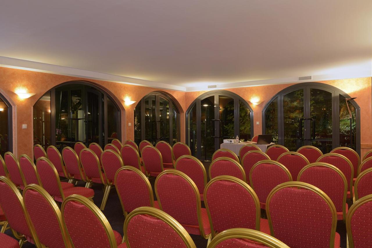 Hotel Opera Cadet Париж Екстериор снимка